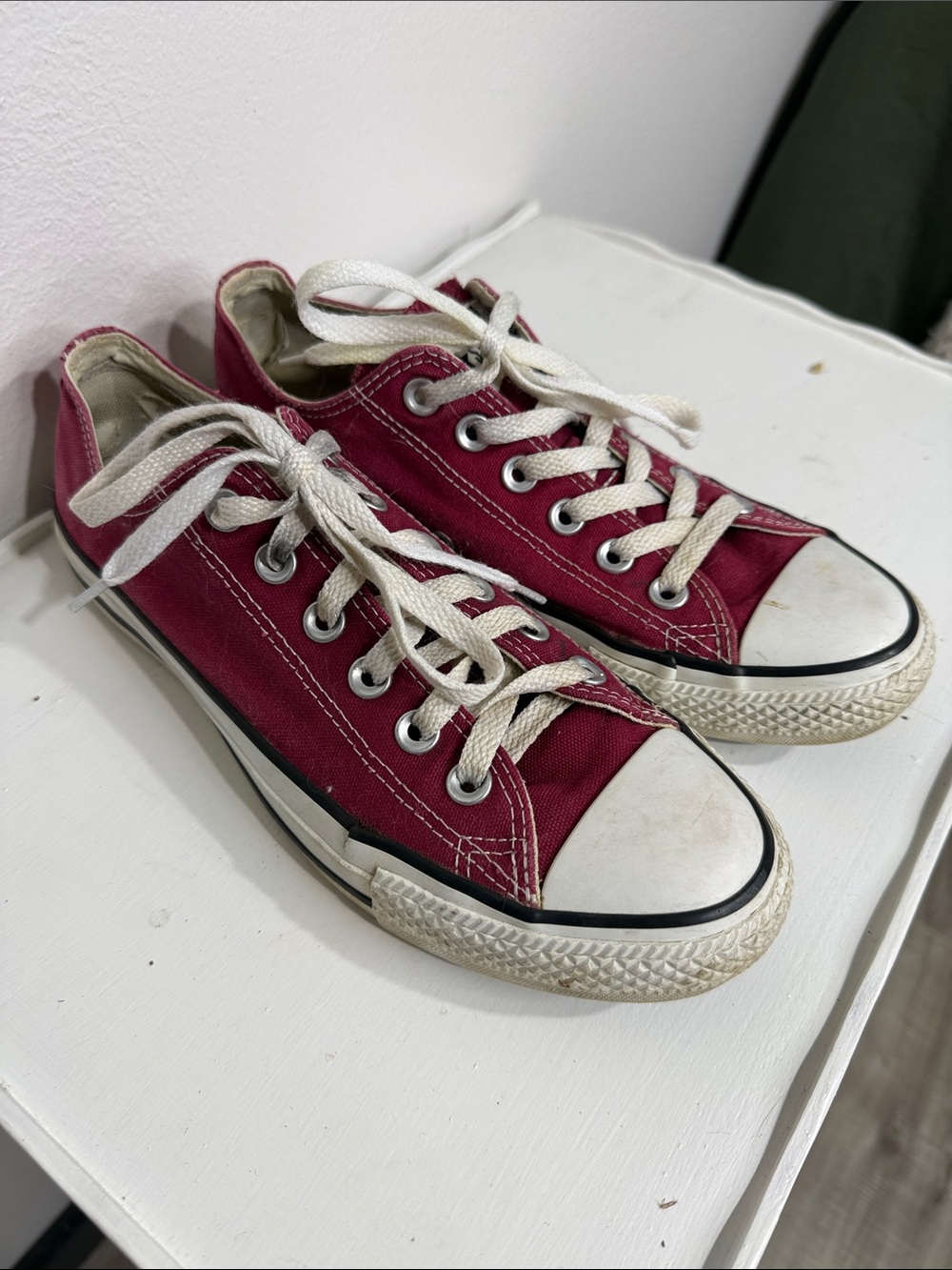 Converse Low-Top Canvas Sneakers in Burgundy and White